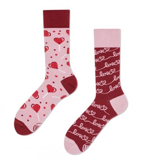 118#-kolorowe-skarpetki-many-mornings-love-story-socks-regular-urbanstaff-casual-streetwear-(1)