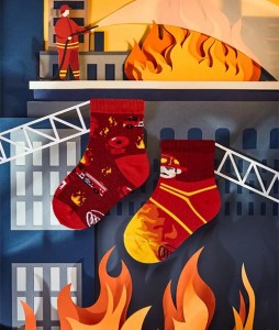 #34-kolorowe-skarpetki-dzięciece-manymornings-the-fireman-kids-urbanstaff-casual-streetwear-(2)